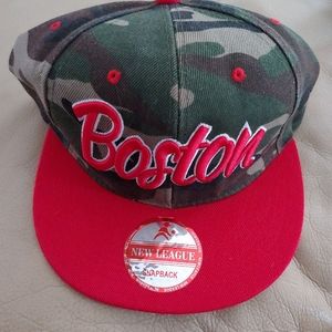 New Boston snapback baseball cap red & camo